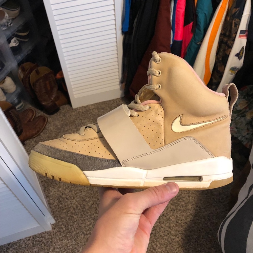 NIKE AIR YEEZY 1 tan - SIZE 10.5 - OG LACES&BOX